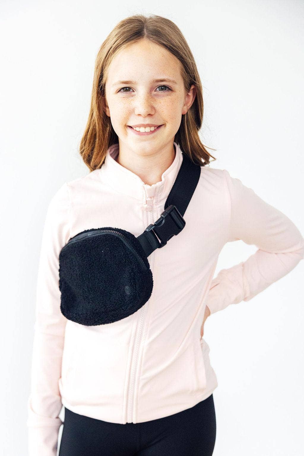 Mila & Rose - Black Fleece Belt Bag