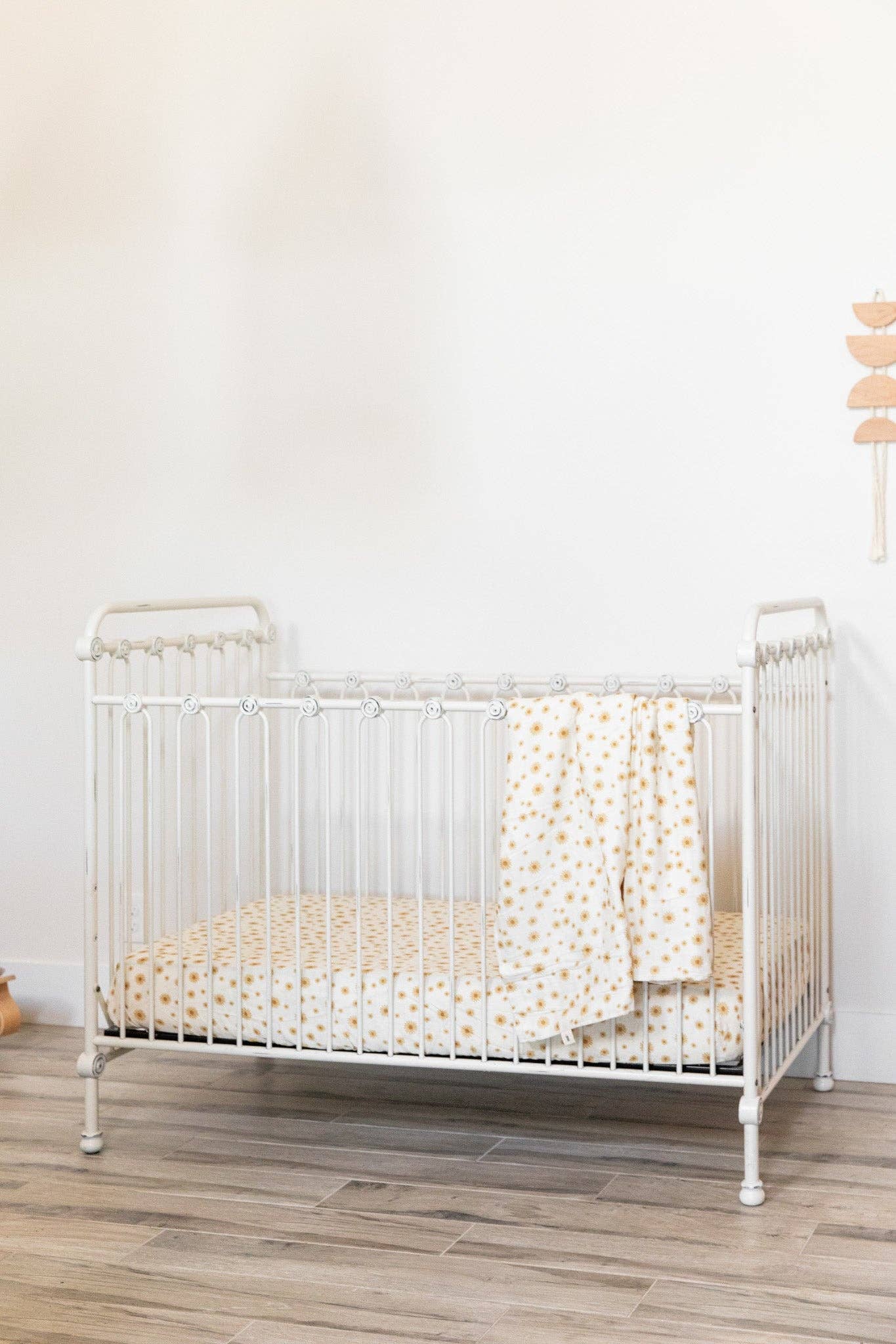 Forever French Baby - Daisy | Crib Sheet: 52"X28"