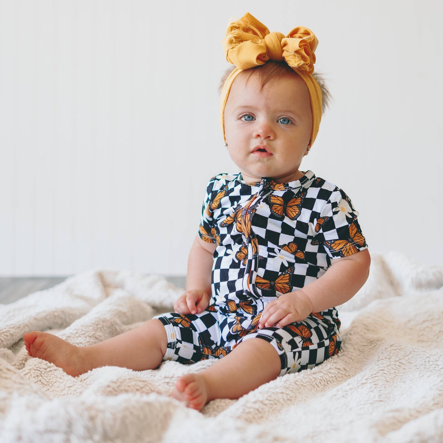 BAMBOO SHORTIE ZIP ROMPER - Butterflies