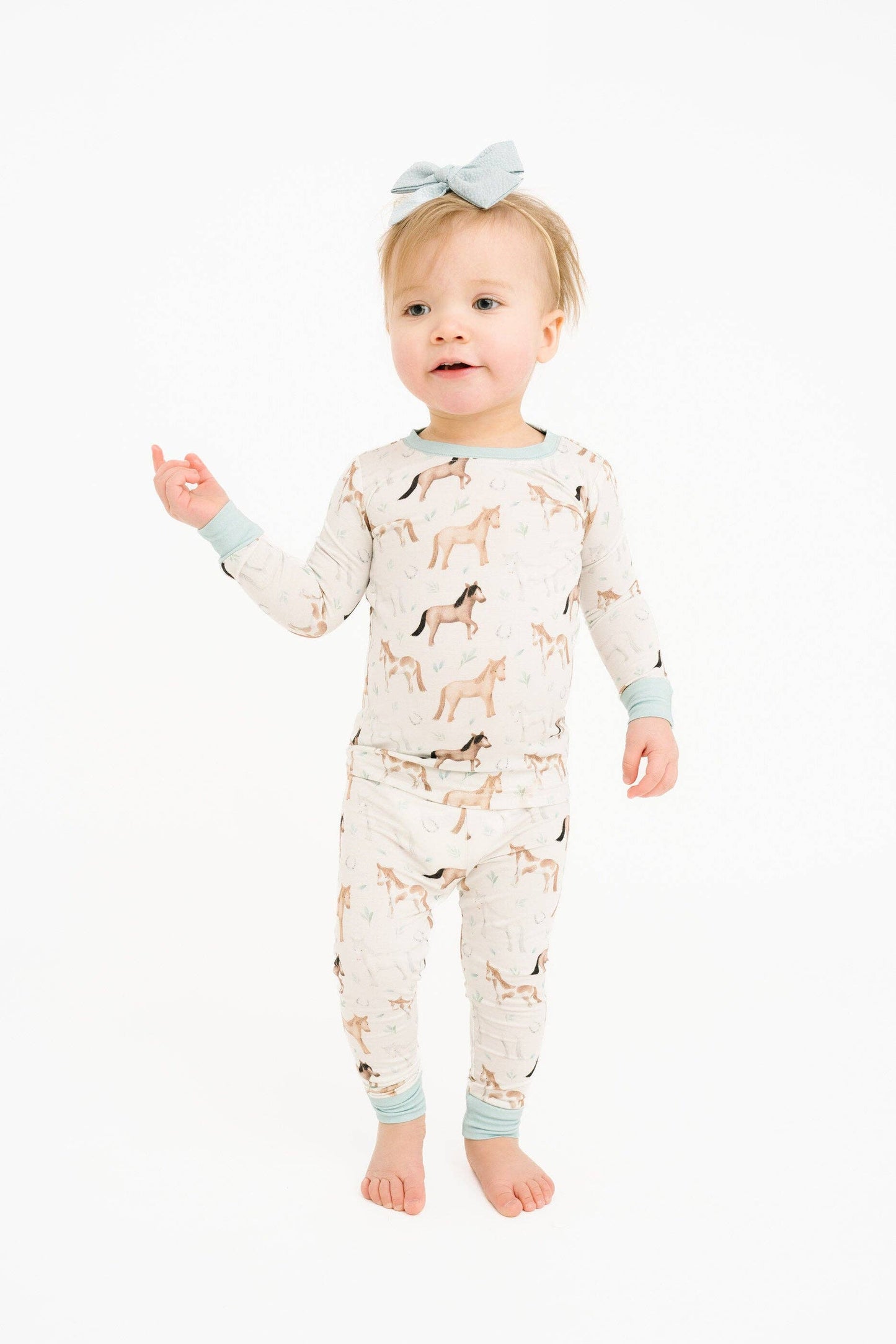 Little One Shop - Prairie Gallop Bamboo Set