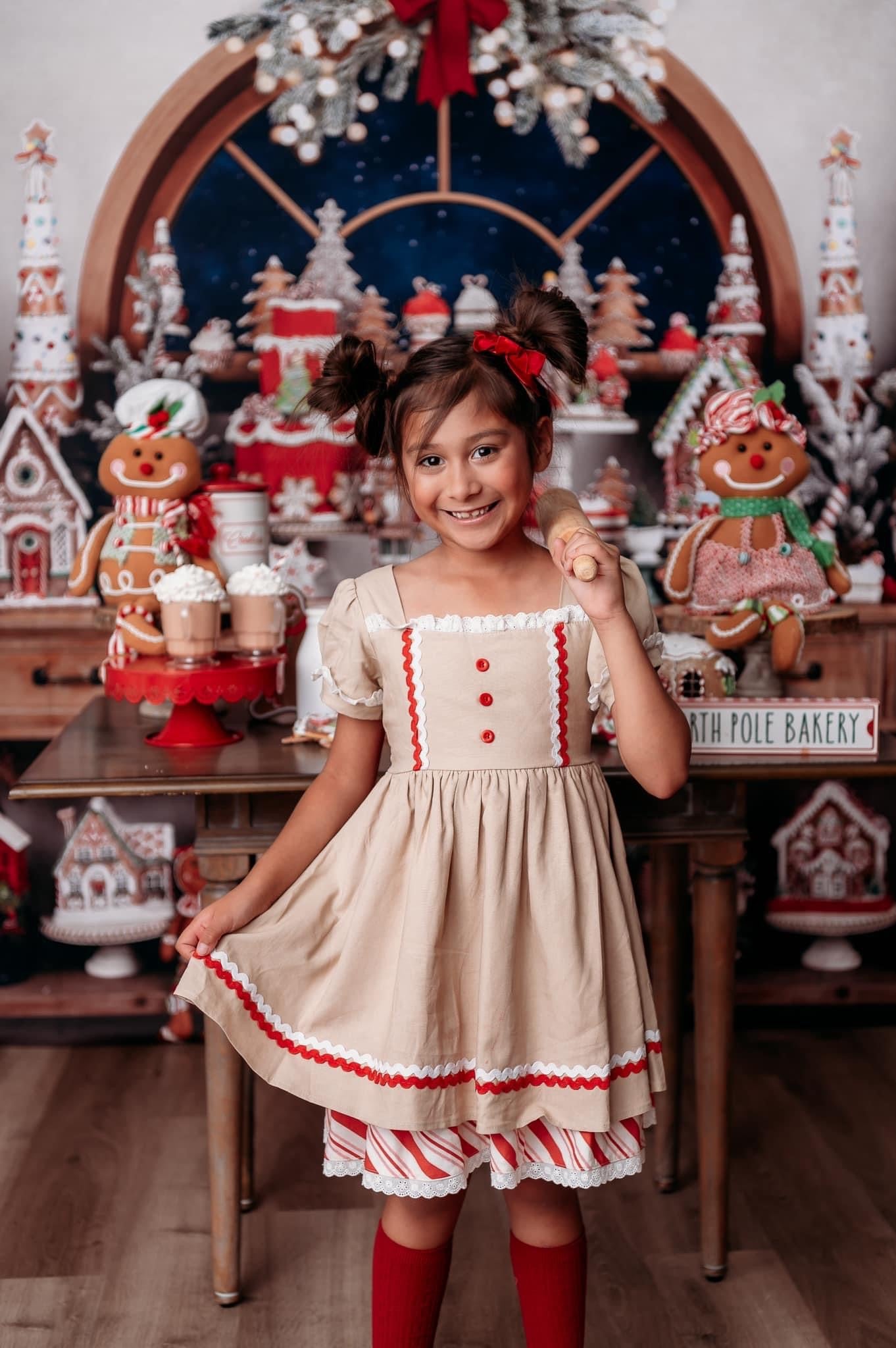 Holiday Twirl | Gingerbread Girl li