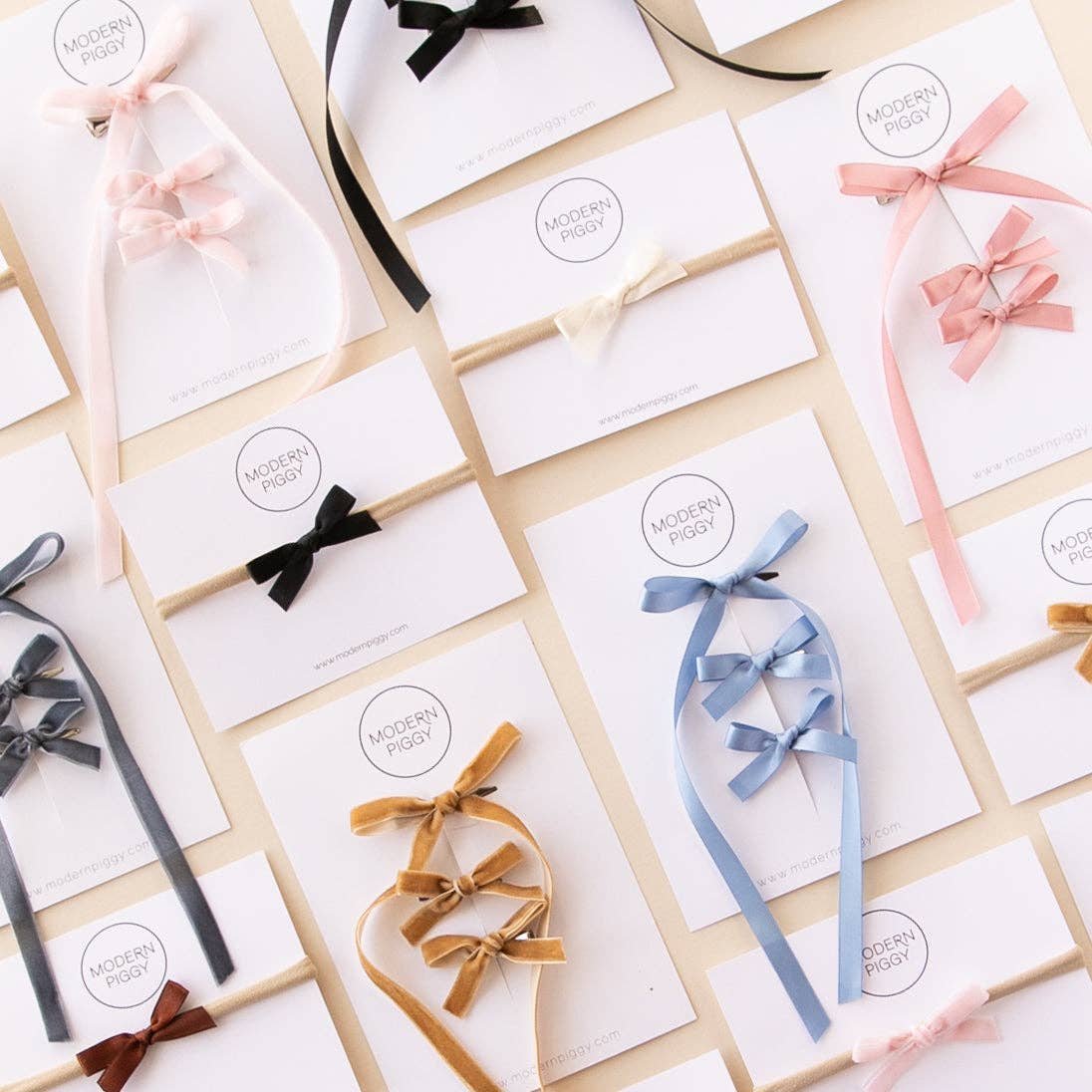Modern Piggy - Black | Ribbon Bow Pack