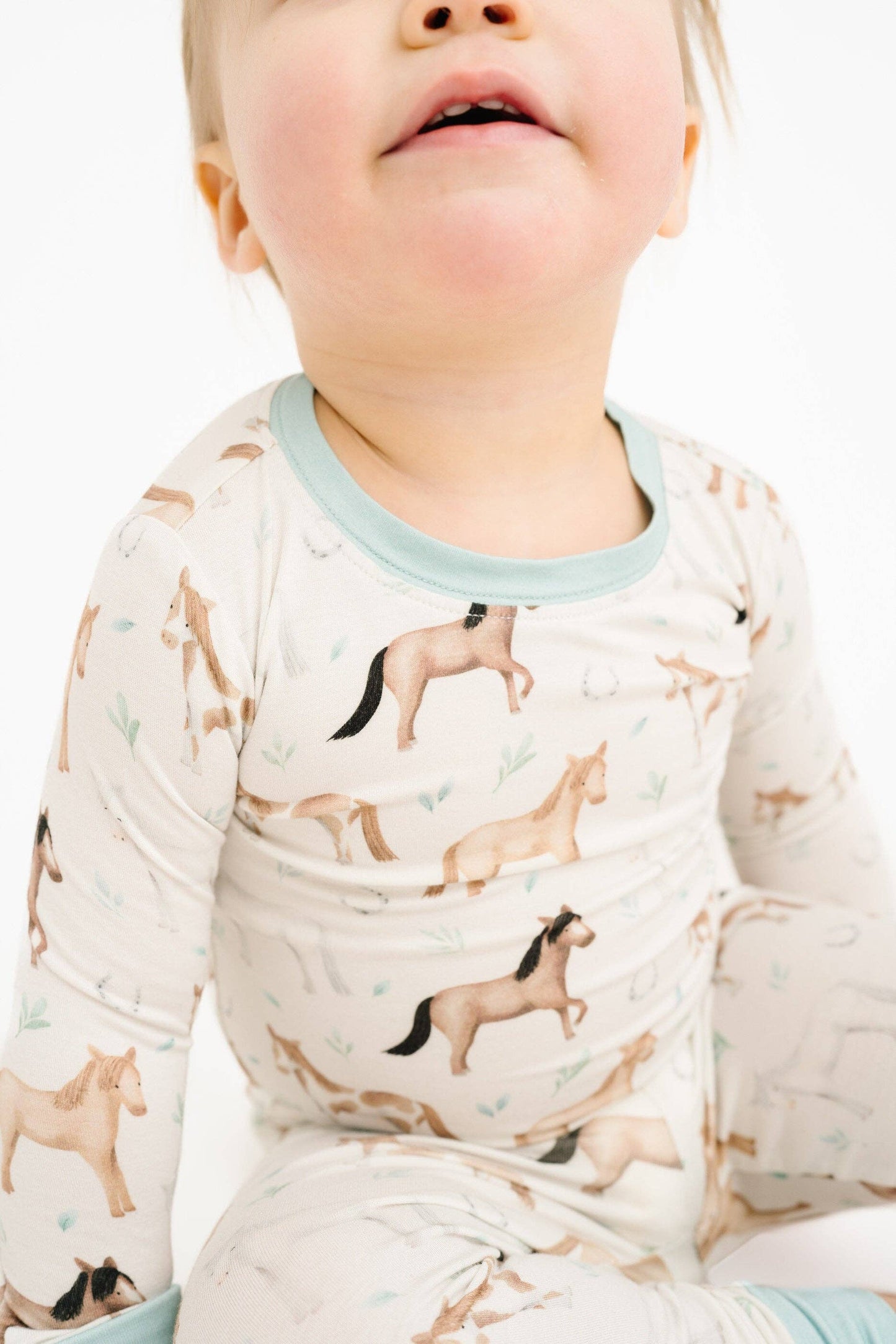 Little One Shop - Prairie Gallop Bamboo Set