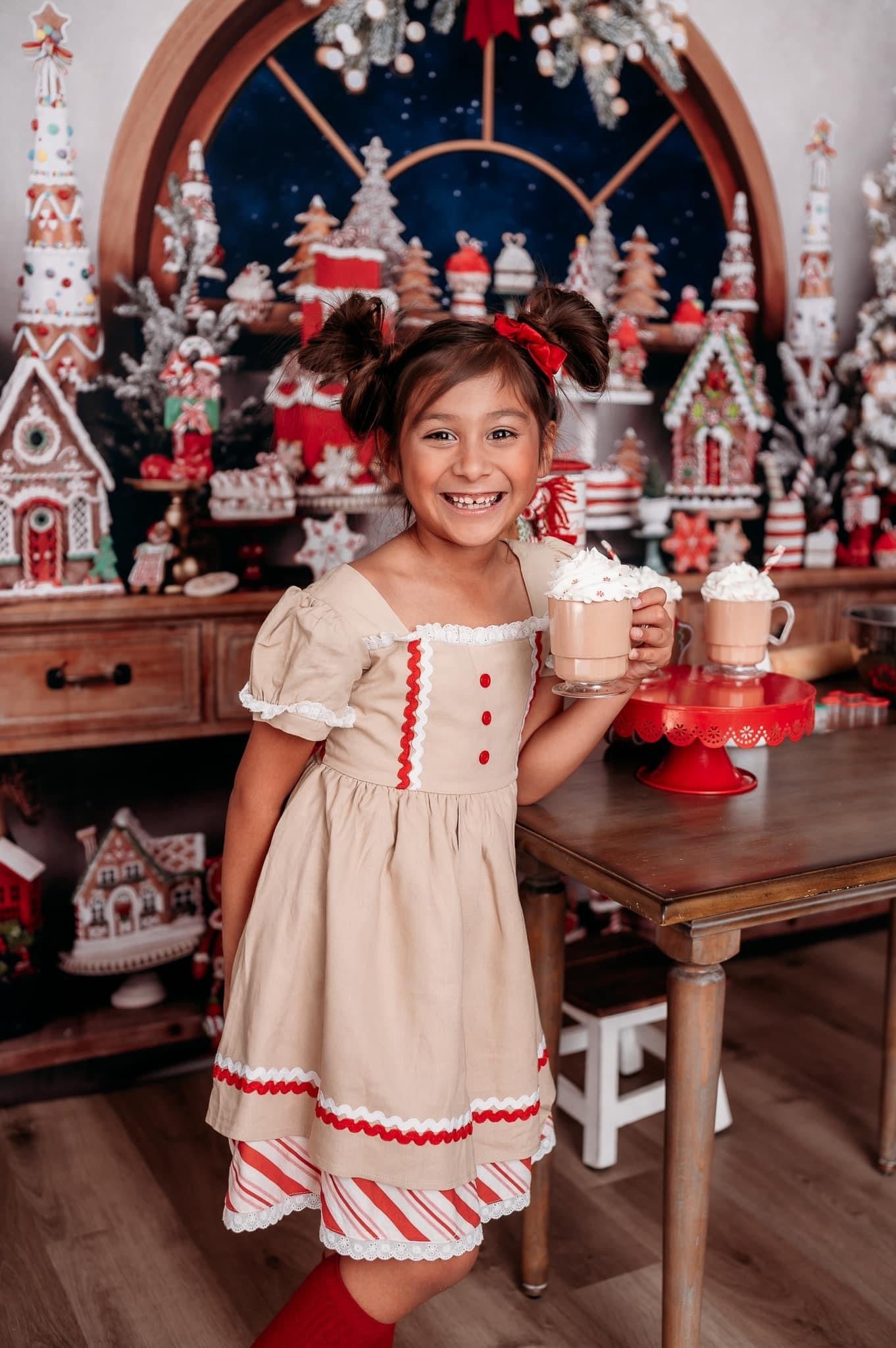 Holiday Twirl | Gingerbread Girl li