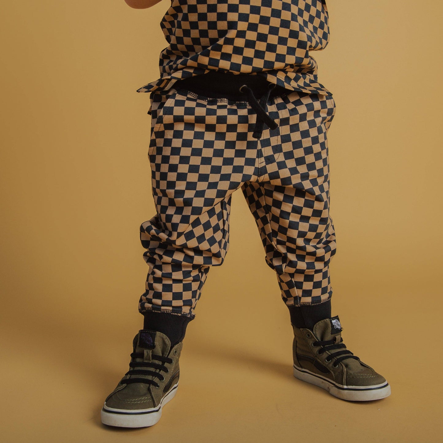 RAGS - Relaxed Fit Joggers - Black & Tan Check