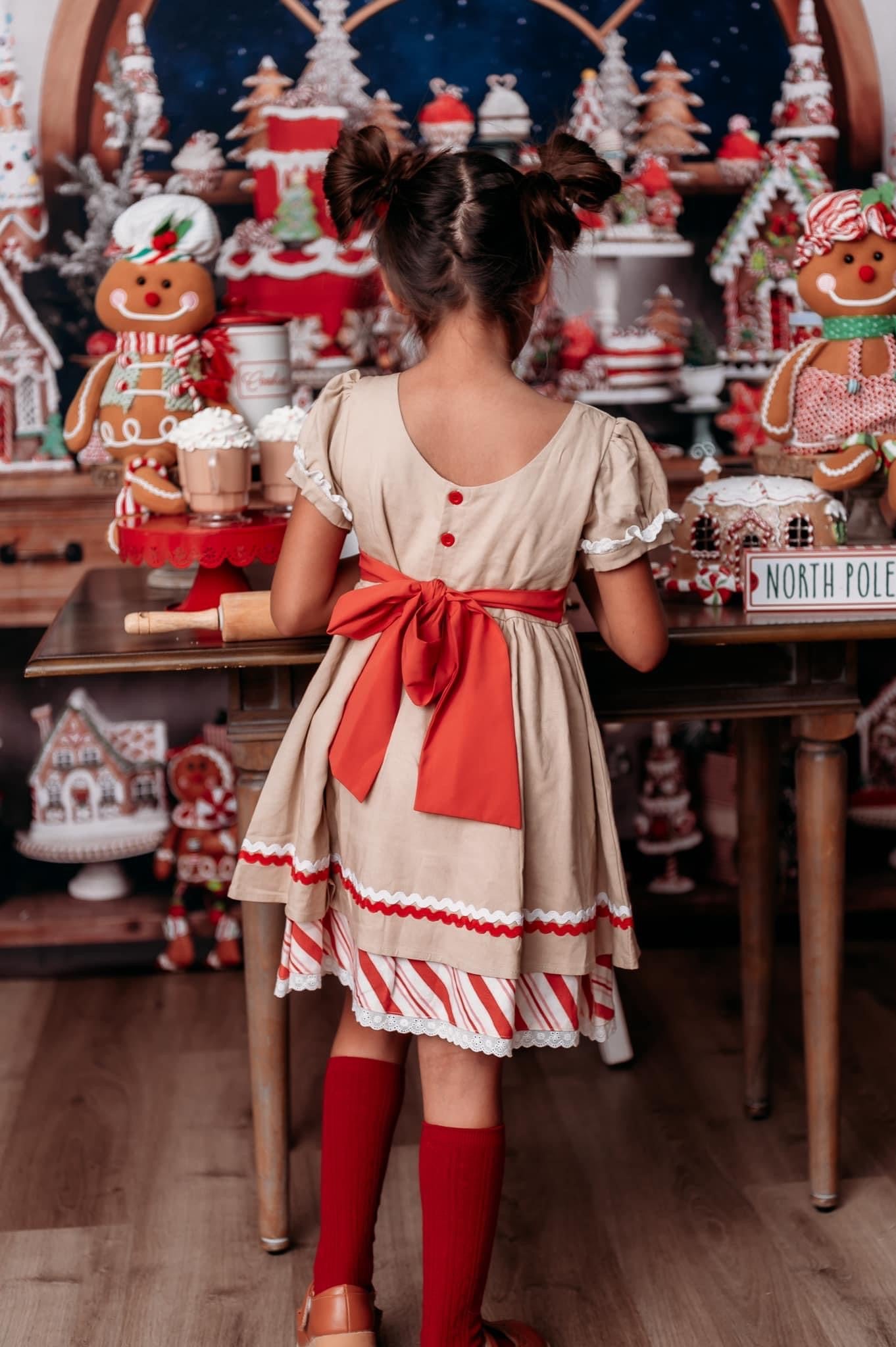 Holiday Twirl | Gingerbread Girl li