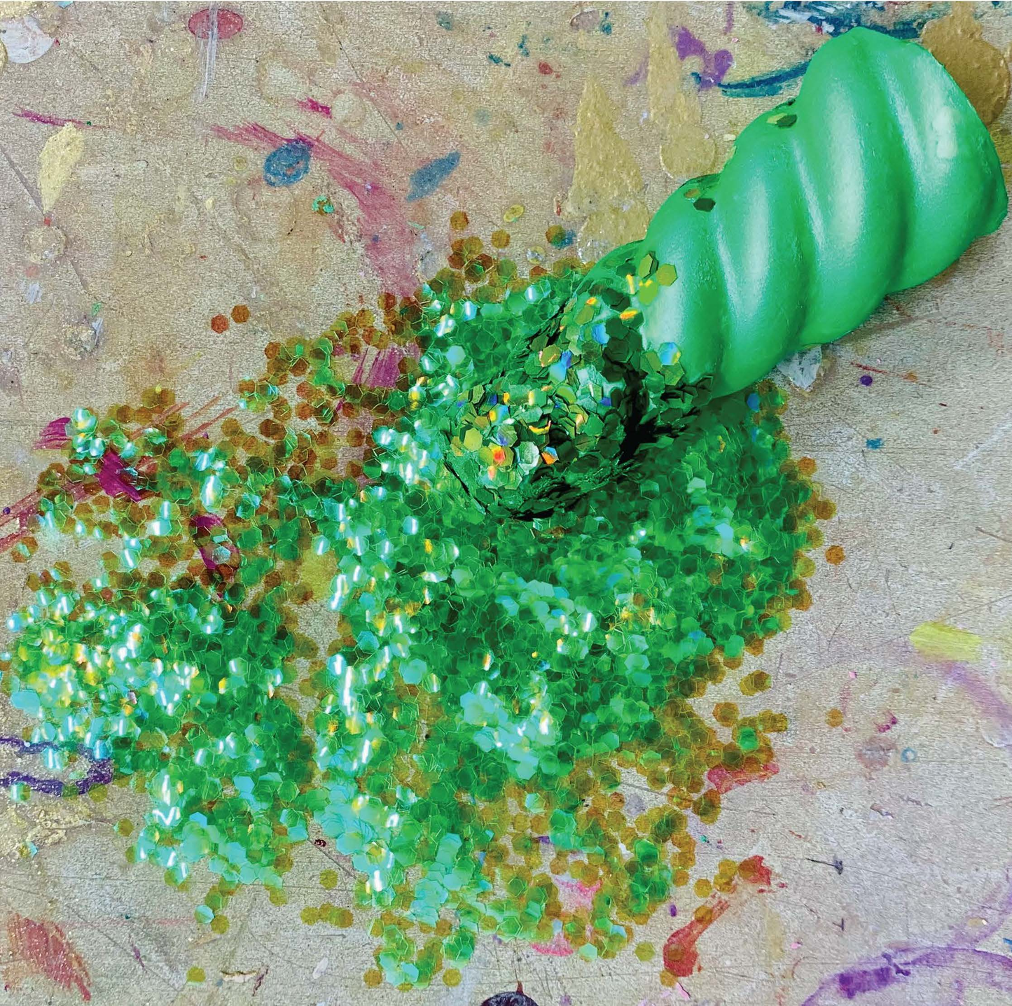 TWEE made for little hands - Unicorn Horns & Giganotosaurus Teeth Handmade Sidewalk Chalk