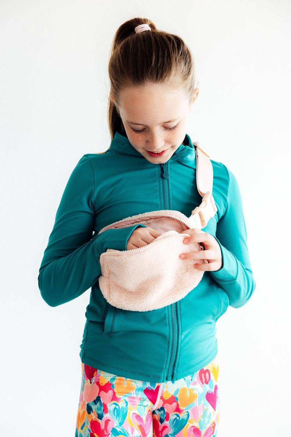 Mila & Rose - Light Pink Fleece Belt Bag