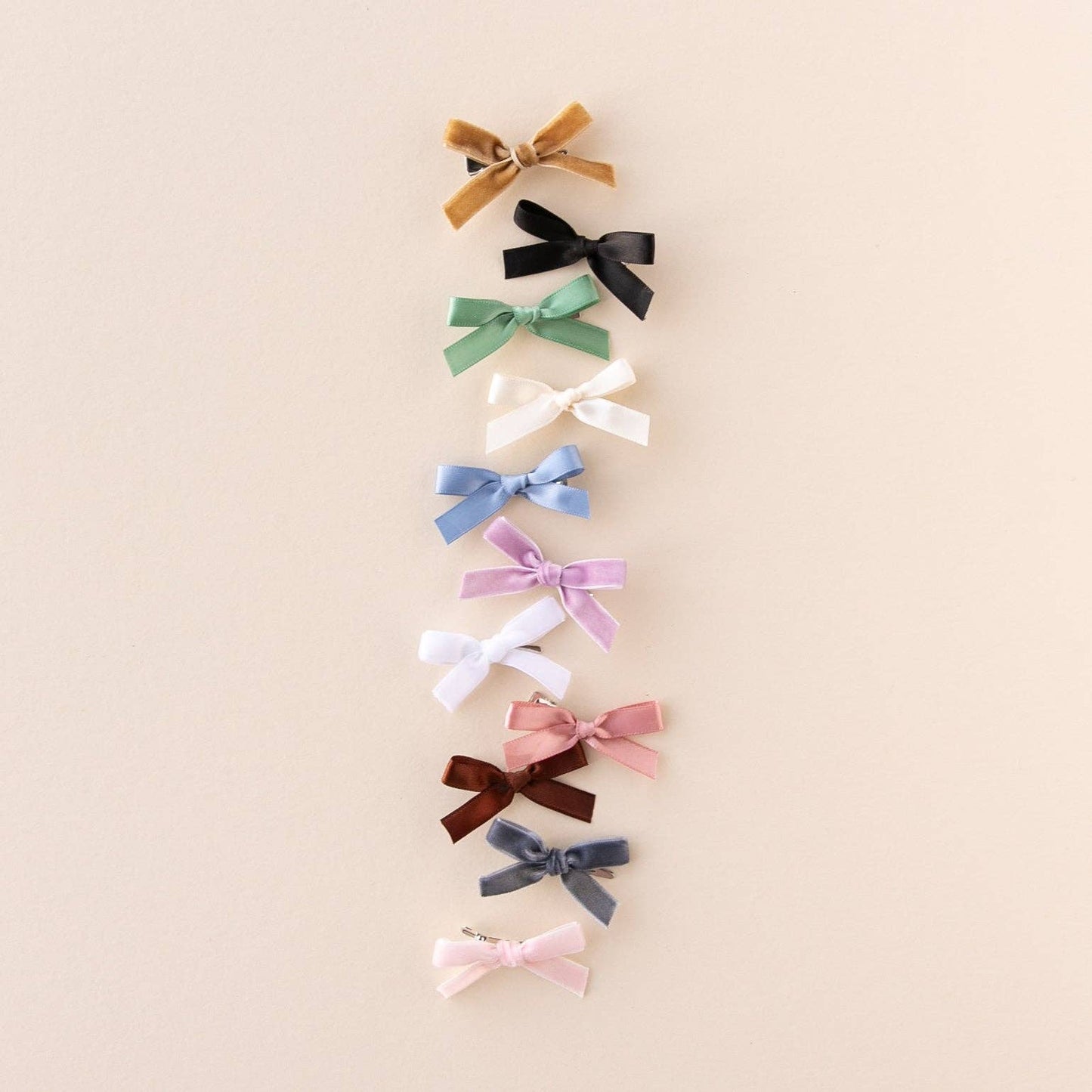 Modern Piggy - Black | Ribbon Bow Pack
