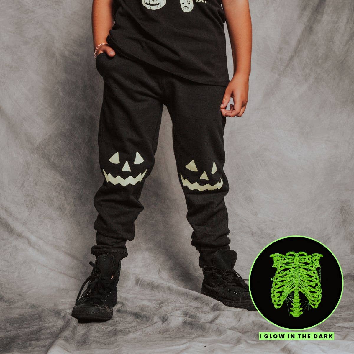 RAGS - Relaxed Fit Joggers - 'Pumpkins': 3/4Y