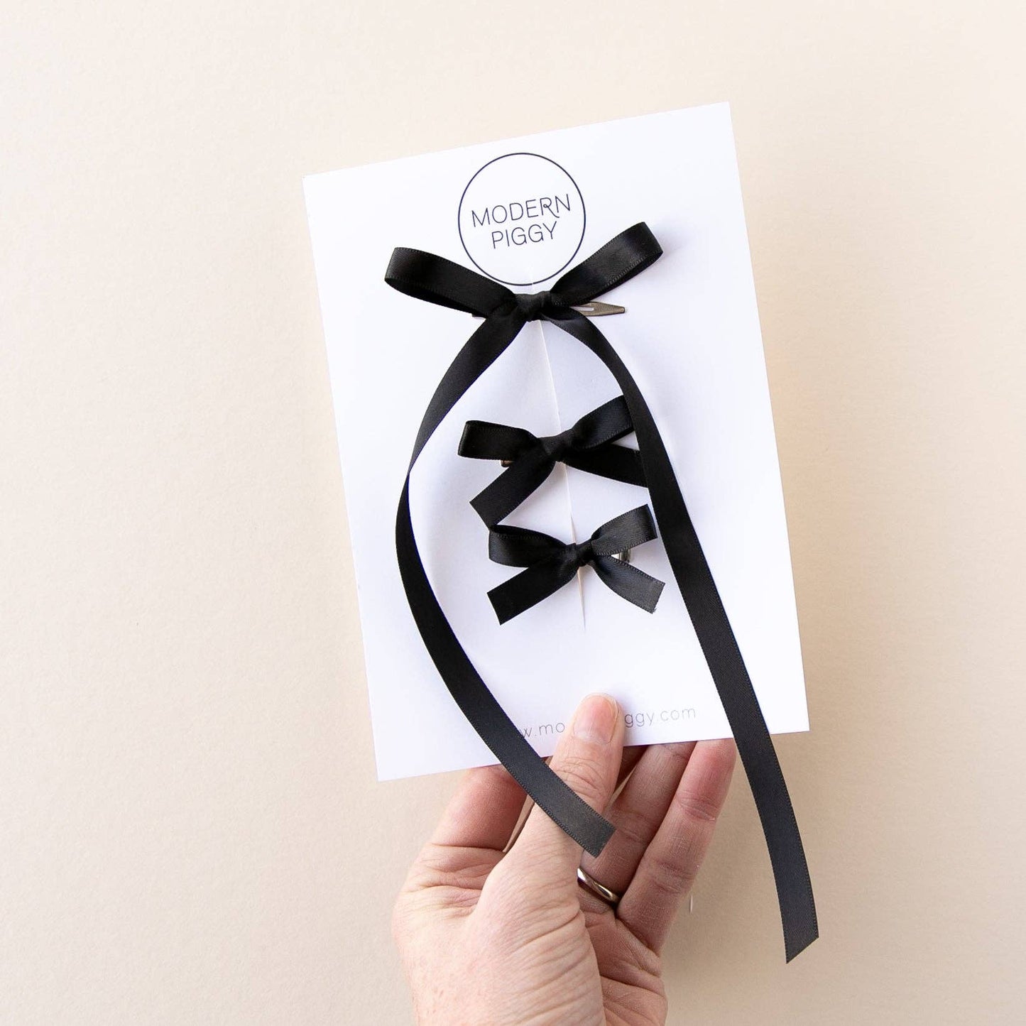 Modern Piggy - Black | Ribbon Bow Pack