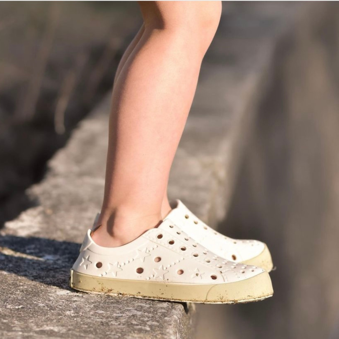 WATERPROOF SNEAKERS: CREAM/TAN