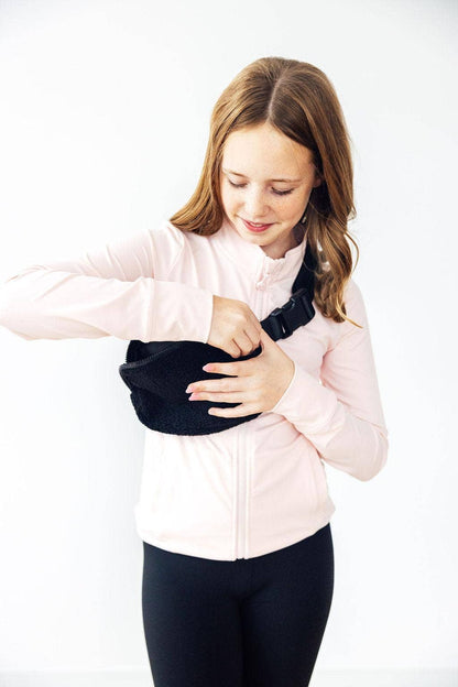 Mila & Rose - Black Fleece Belt Bag