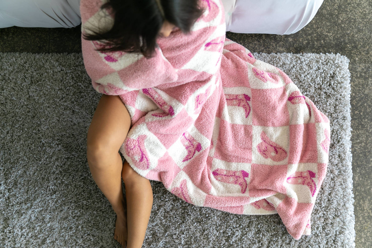 Throw Blanket - Checkered w/ Western Cowgirl - Pink & White