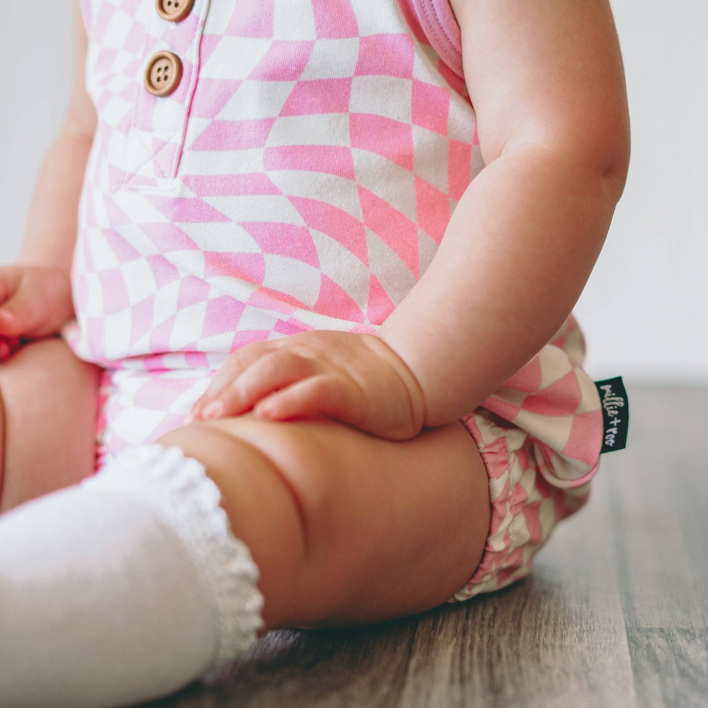 millie + roo - ORGANIC COTTON HENLEY ROMPER- Pink Dizzy Check