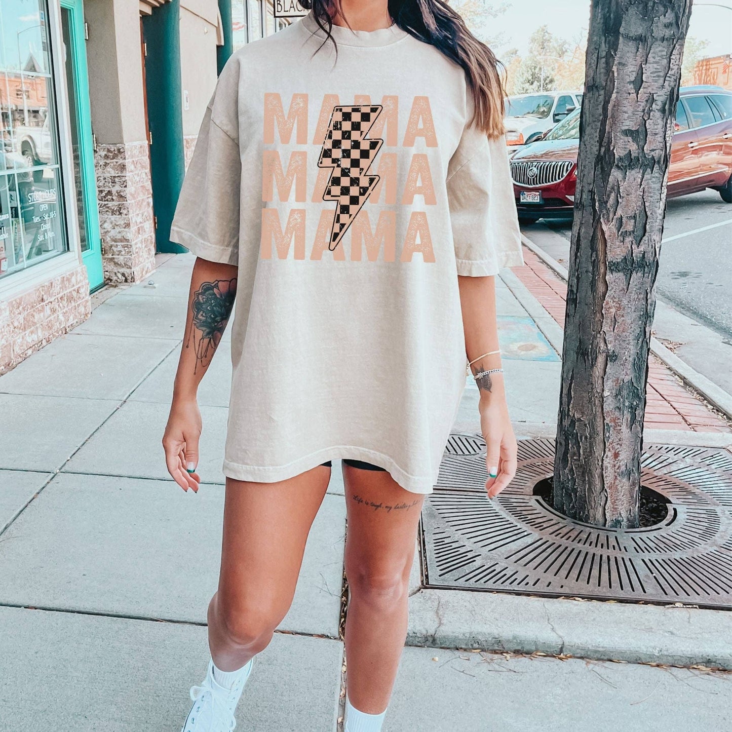 Mama Stacked Tee: Ivory