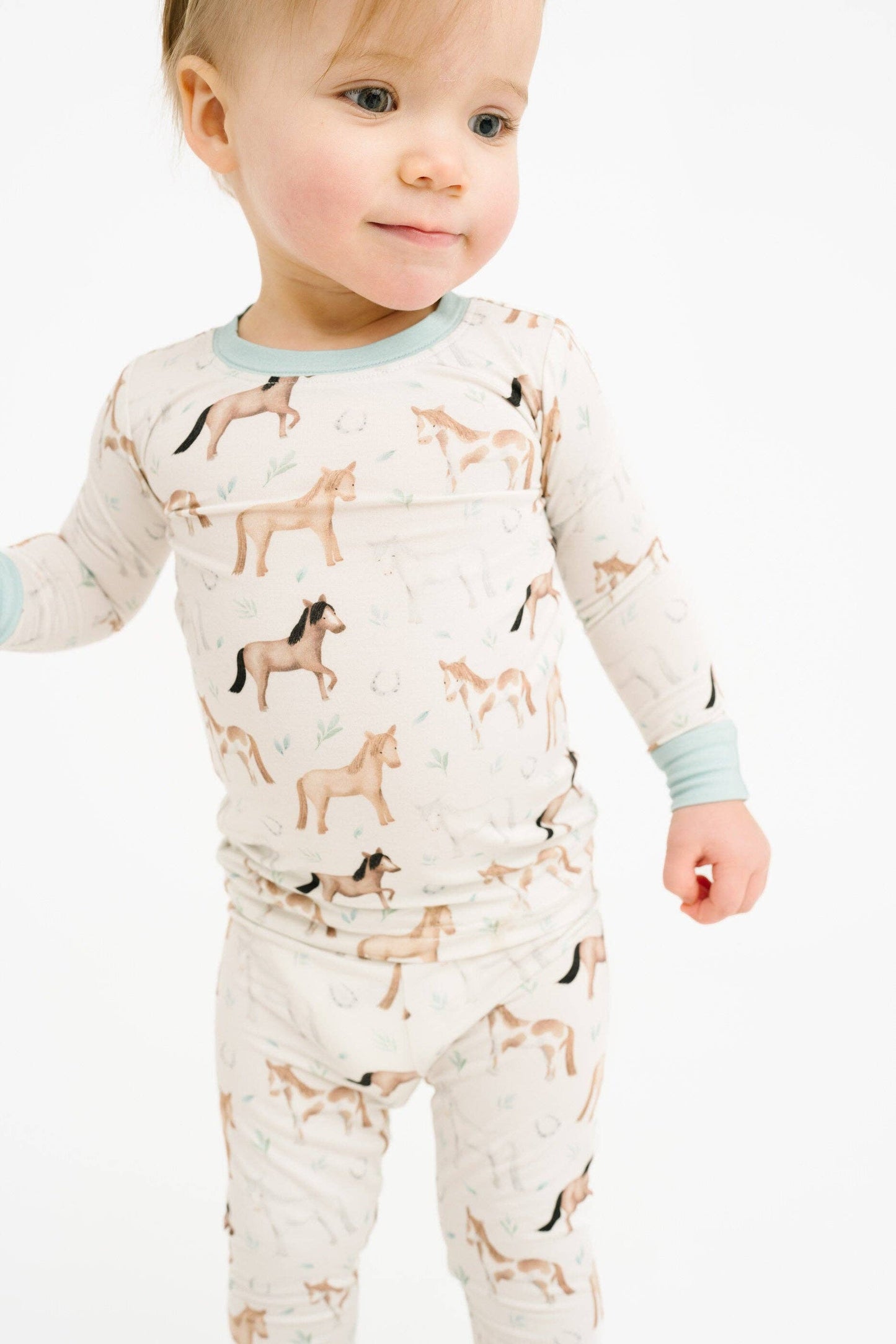 Little One Shop - Prairie Gallop Bamboo Set