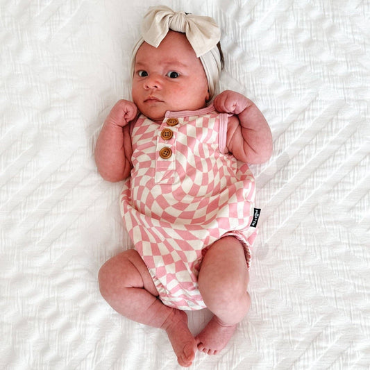 millie + roo - ORGANIC COTTON HENLEY ROMPER- Pink Dizzy Check