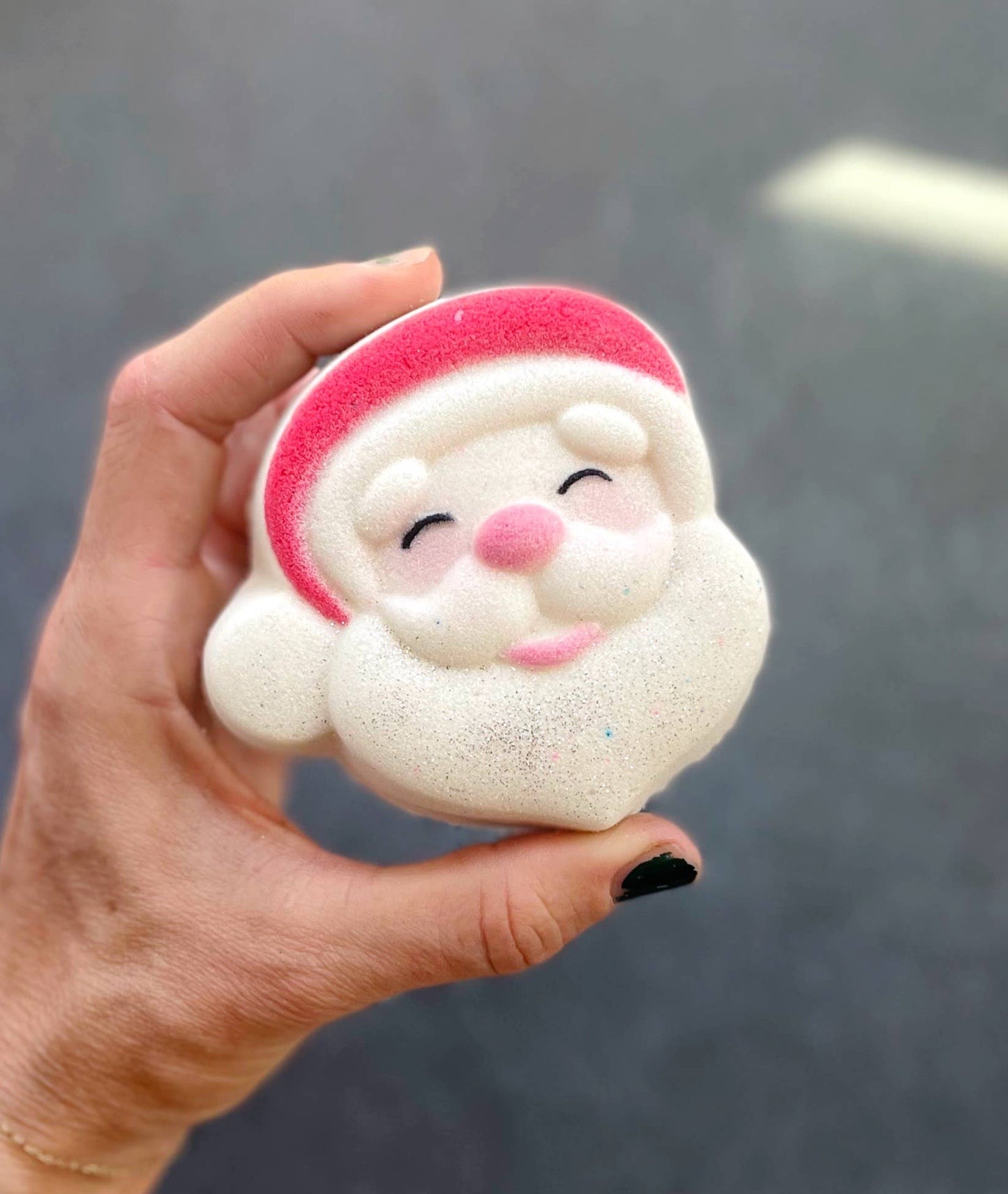 Jolly Santa bath bomb