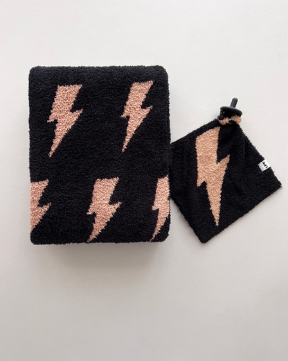 Lightning Bolt Fuzzy Blanket | Mocha