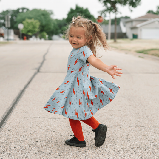 SPARK SHORT-SLEEVED SWING DRESS