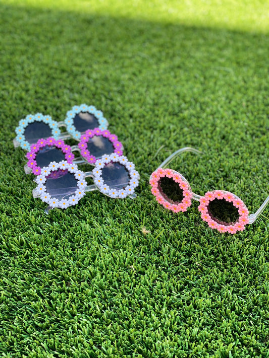 Cheeky Plum - Retro Daisy Sunnies